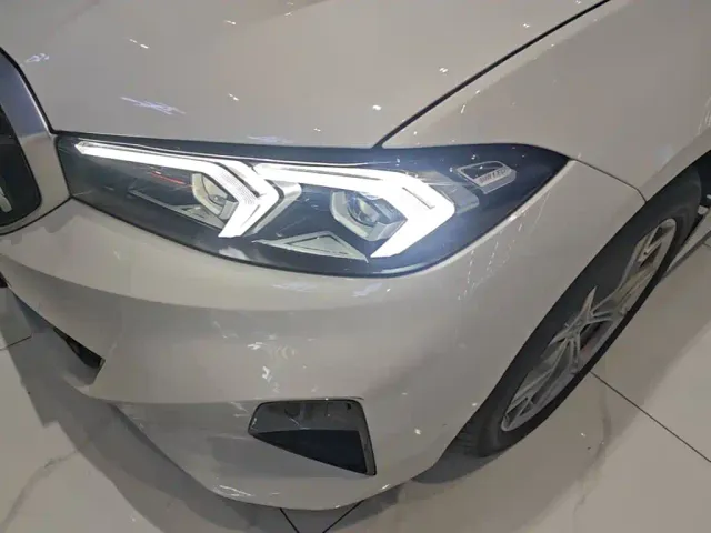 BMW i3 — Фото автомобиля 23