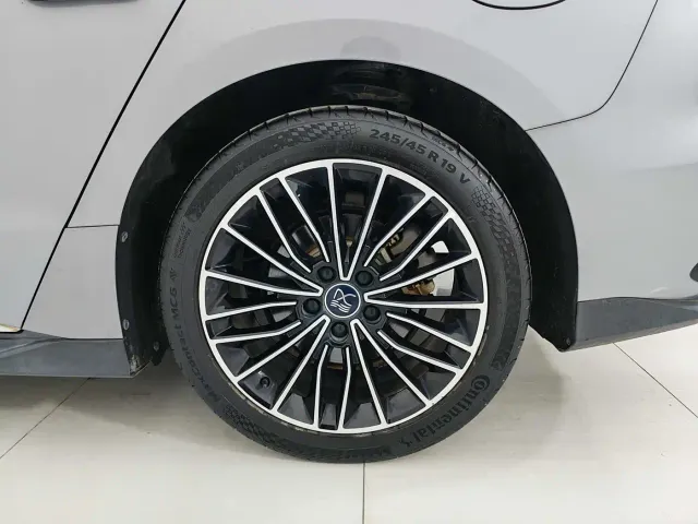 BYD Han — Фото автомобиля 18