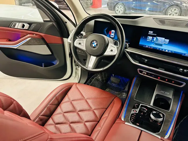 BMW X5 — Фото автомобиля 15