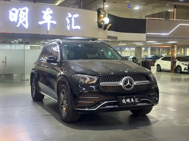 Mercedes-Benz GLE-Class — Фото автомобиля 3