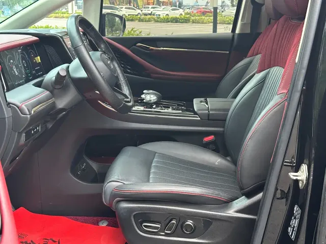GAC Trumpchi E9 — Фото автомобиля 5