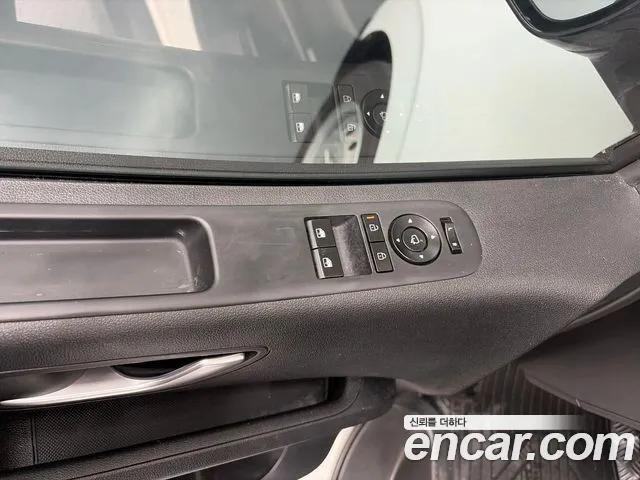 Hyundai ST1 — Фото автомобиля 9