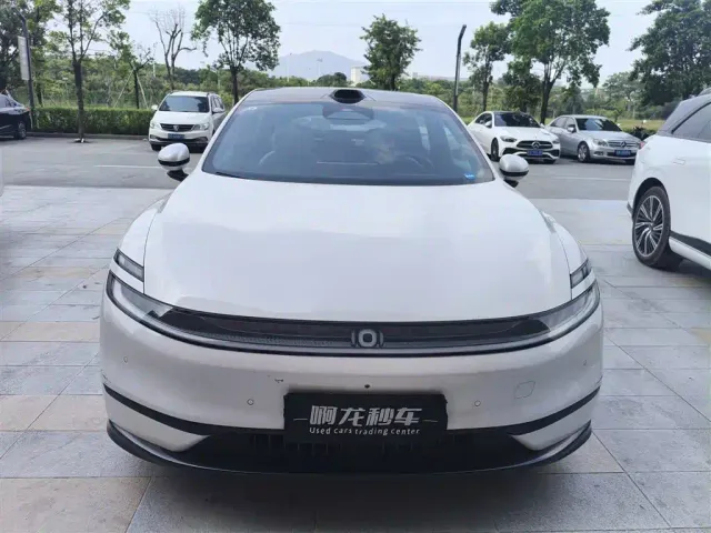 Changan Qiyuan A06 — Фото автомобиля 3
