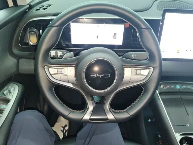 BYD Sealion 05 EV — Фото автомобиля 10