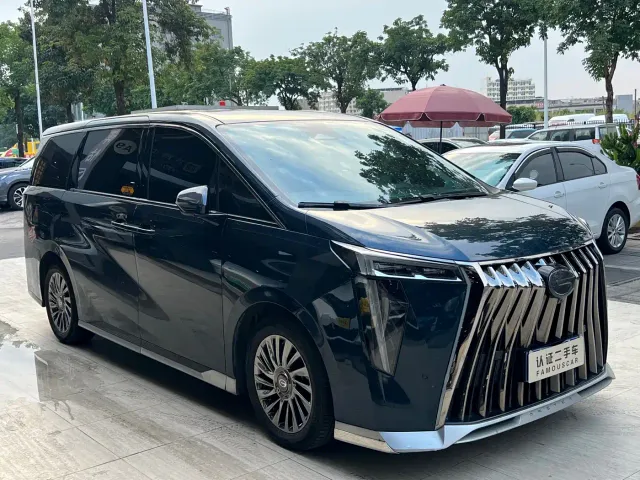 GAC Trumpchi M8 — Фото автомобиля 3