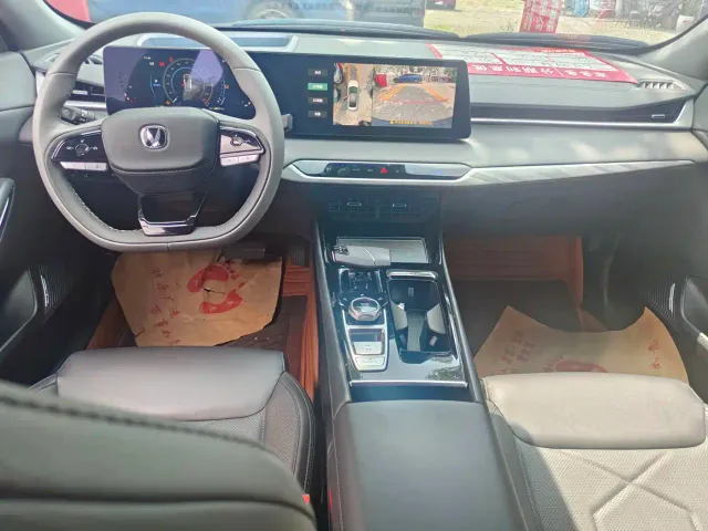 Changan Raeton Plus — Фото автомобиля 5