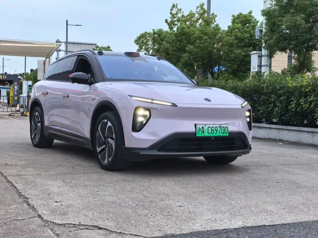 Nio ES6 — Фото автомобиля 3