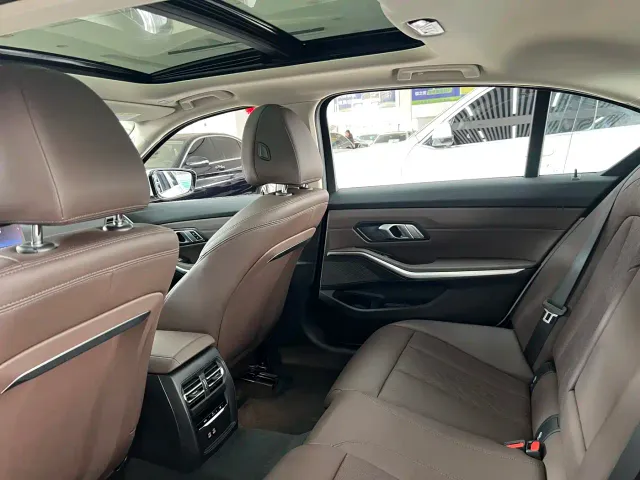 BMW 3 Series — Фото автомобиля 15