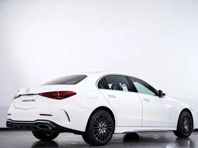 Mercedes-Benz C-Class — Фото автомобиля 6