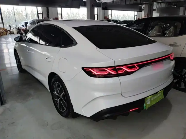 BYD Qin L — Фото автомобиля 4