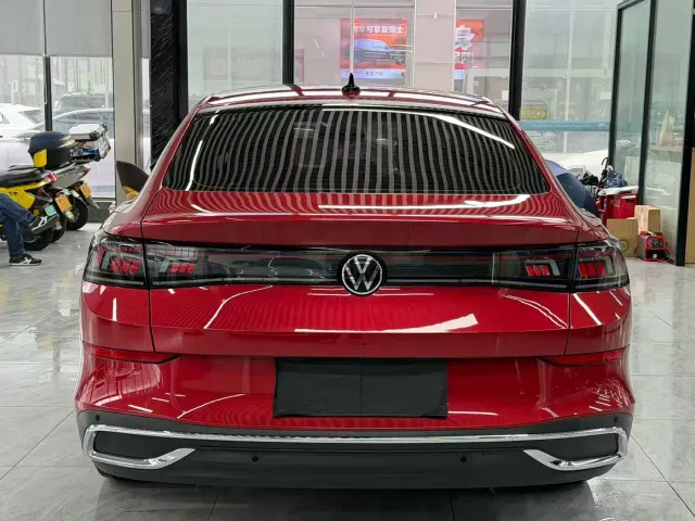 Volkswagen Lamando — Фото автомобиля 11