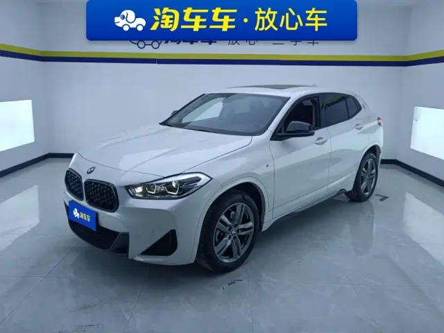 Фотография автомобиля — BMW X2