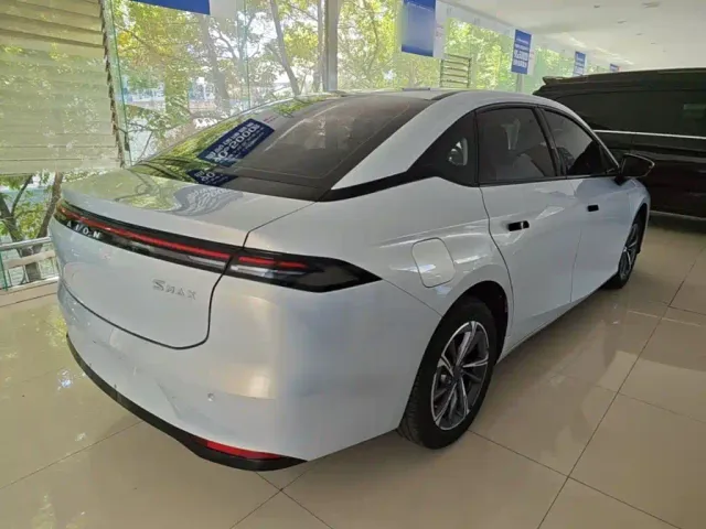 GAC Aion S MAX — Фото автомобиля 6