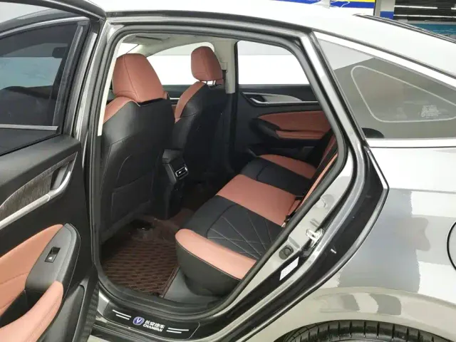 Changan Eado — Фото автомобиля 11