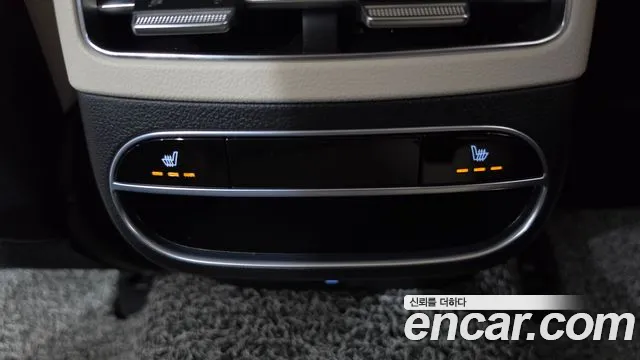 Genesis GV70 2.5T Бензин 2WD — Фото автомобиля 27
