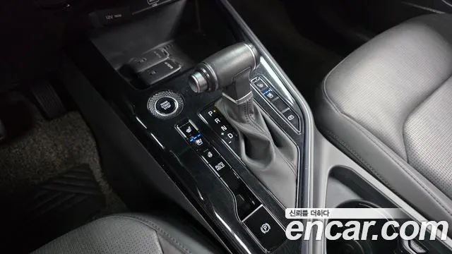 Kia Niro — Фото автомобиля 9