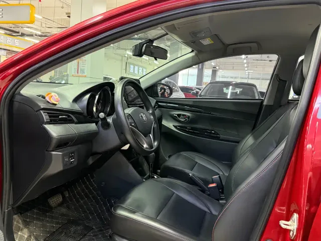 Toyota YARiS L Zhi Xuan — Фото автомобиля 4
