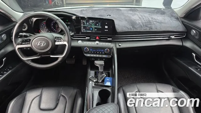 Hyundai Avante CN7 — Фото автомобиля 7