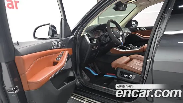 BMW X5 — Фото автомобиля 9
