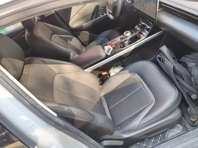 Wuling Starlight — Фото автомобиля 24