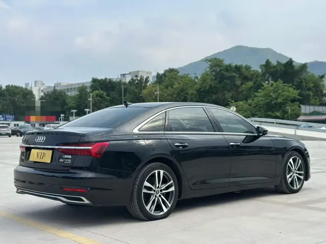 Audi A6L — Фото автомобиля 9