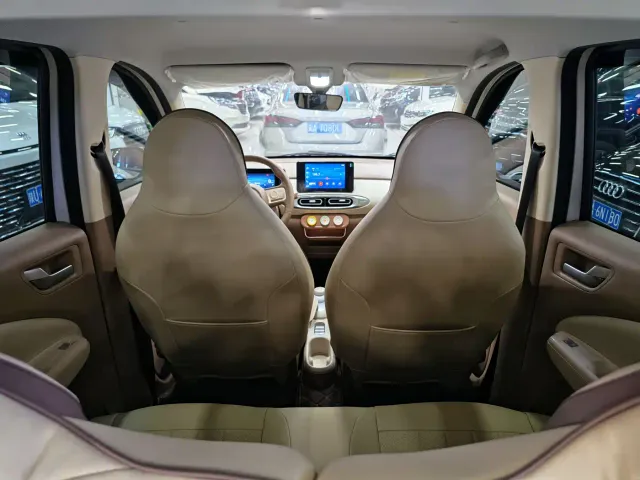 Wuling Hongguang Mini EV — Фото автомобиля 11