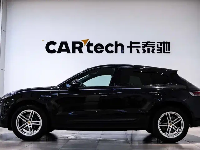 Porsche Macan — Фото автомобиля 3