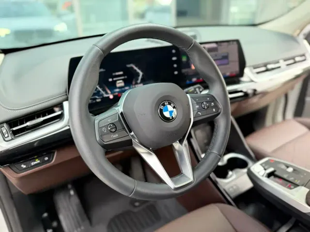 BMW X1 — Фото автомобиля 5