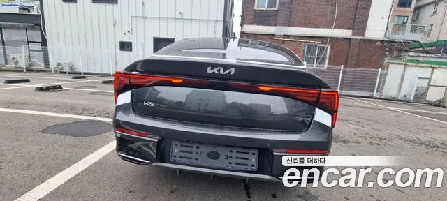 Kia K5 Generation 3 — Фото автомобиля 2