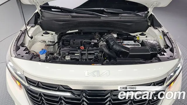 Kia Seltos New — Фото автомобиля 9