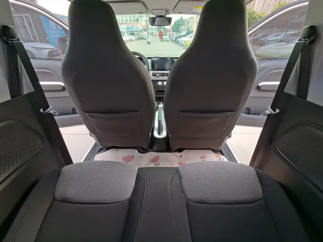 Wuling Hongguang Mini EV — Фото автомобиля 12
