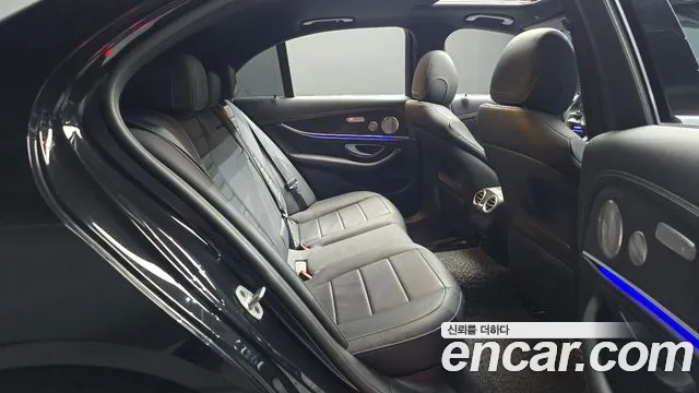 Mercedes-Benz E-Class W213 — Фото автомобиля 17