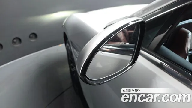 Genesis G90 Бензин 3.5 турбо AWD — Фото автомобиля 20