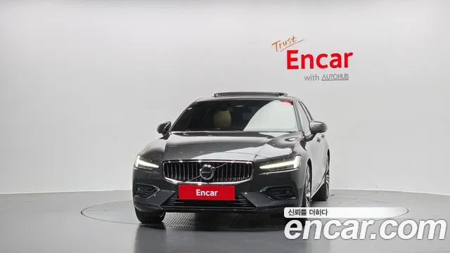 Volvo S60 3rd Gen — Фото автомобиля 3