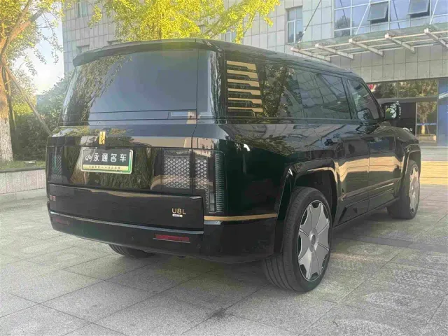 BYD U8L — Фото автомобиля 12