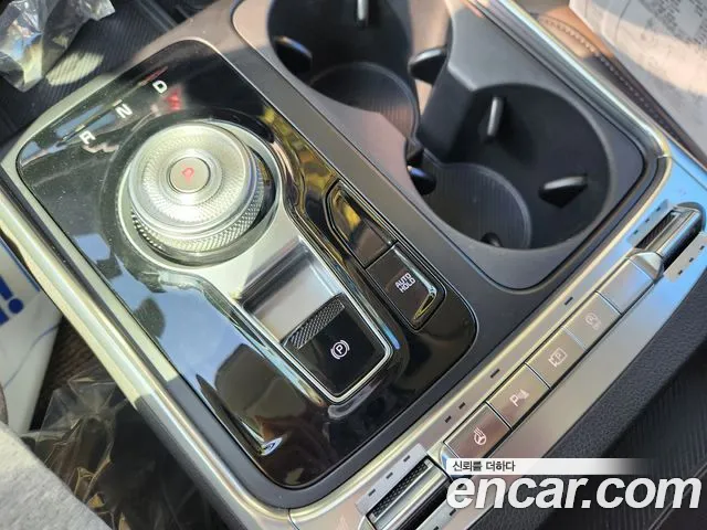 Kia Carnival 4th Gen — Фото автомобиля 13