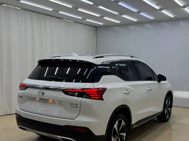 GAC Trumpchi GS4 — Фото автомобиля 4