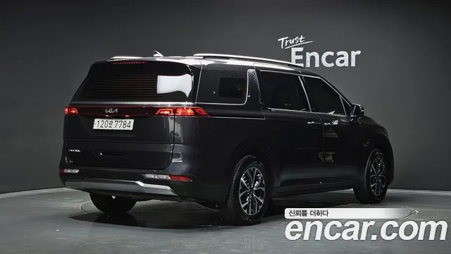 Kia Canival Carnival 4 поколение Бензин 9 мест Signature — Фото автомобиля 2