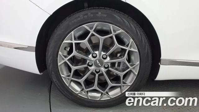 Genesis G80 RG3 — Фото автомобиля 5