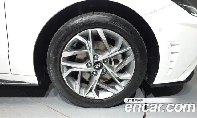 Hyundai Sonata — Фото автомобиля 6