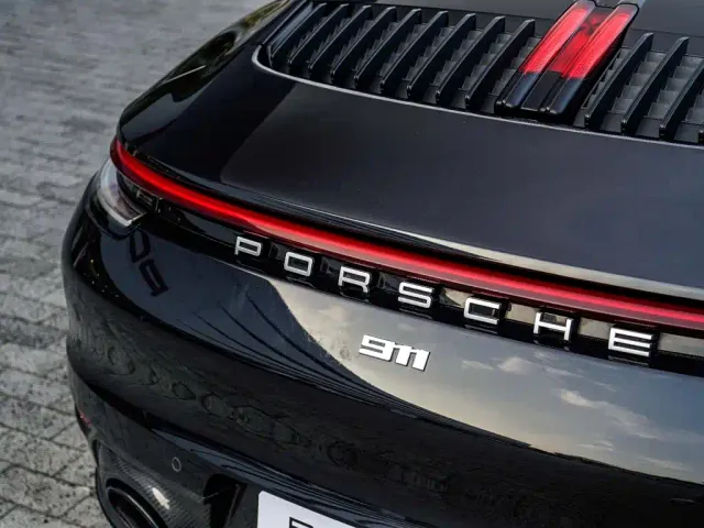 Porsche 911 — Фото автомобиля 13