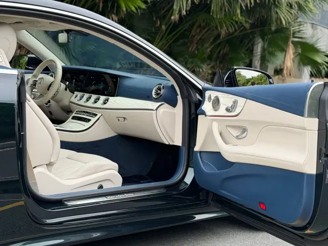 Mercedes-Benz E-Class — Фото автомобиля 8