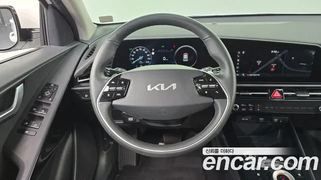 Kia Niro New — Фото автомобиля 19