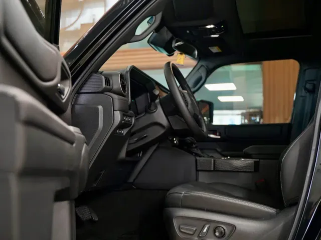 Toyota Prado — Фото автомобиля 10