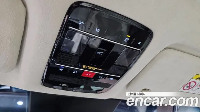 Hyundai Grandeur Grandeur (GN7) 2.5 Бензин 2WD — Фото автомобиля 20