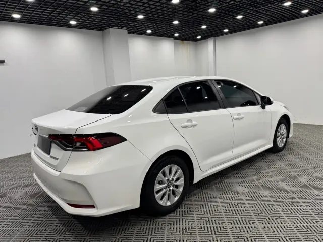 Toyota Corolla — Фото автомобиля 7