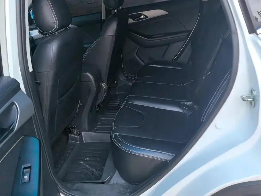BAIC Beijing X3 2021 1.5T CVT Glory — Фото автомобиля 11