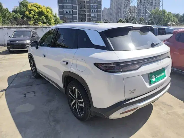 BYD Song L DM-i — Фото автомобиля 4