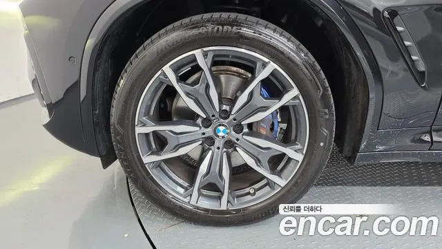 BMW X4 xDrive20d M Sport — Фото автомобиля 4