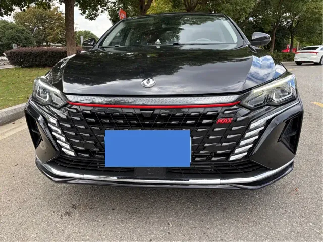 Dongfeng Yixuan MAX — Фото автомобиля 2